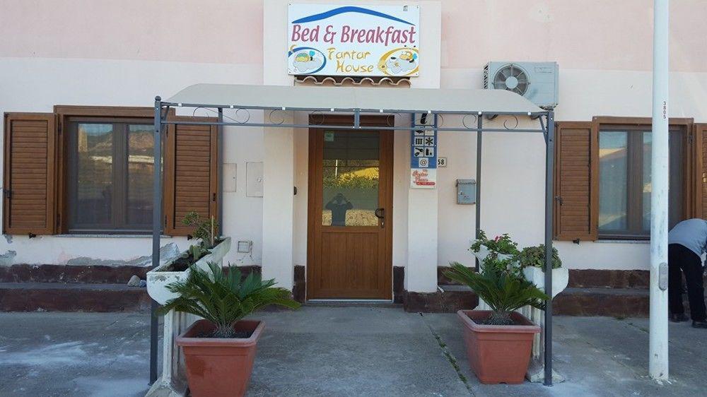 B&B Fantar House Carbonia Exteriör bild